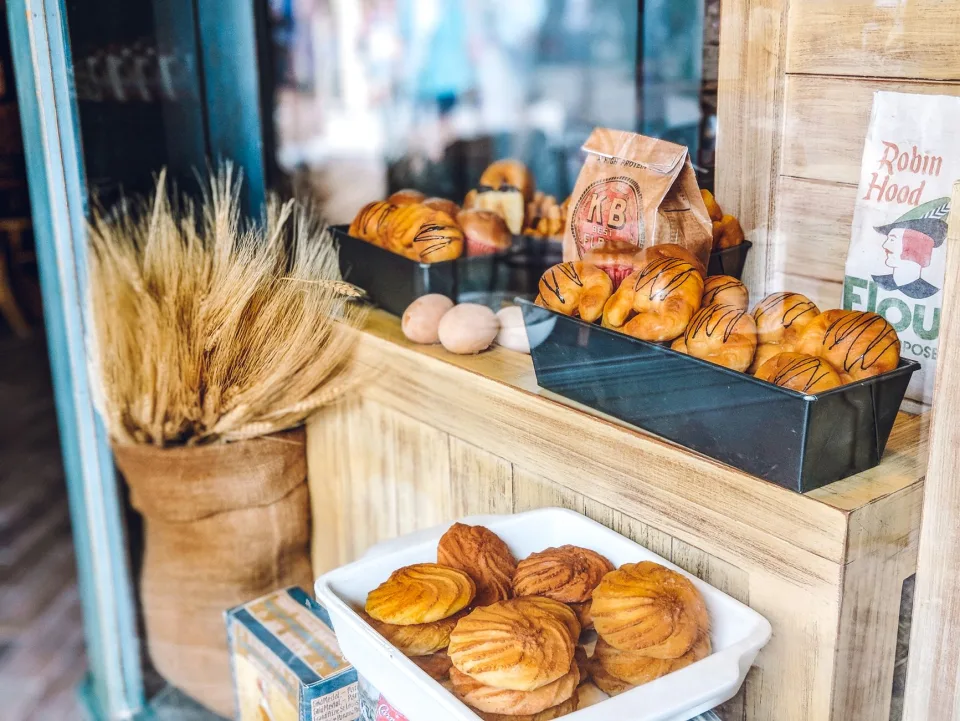 Bánh bông lan trứng muối